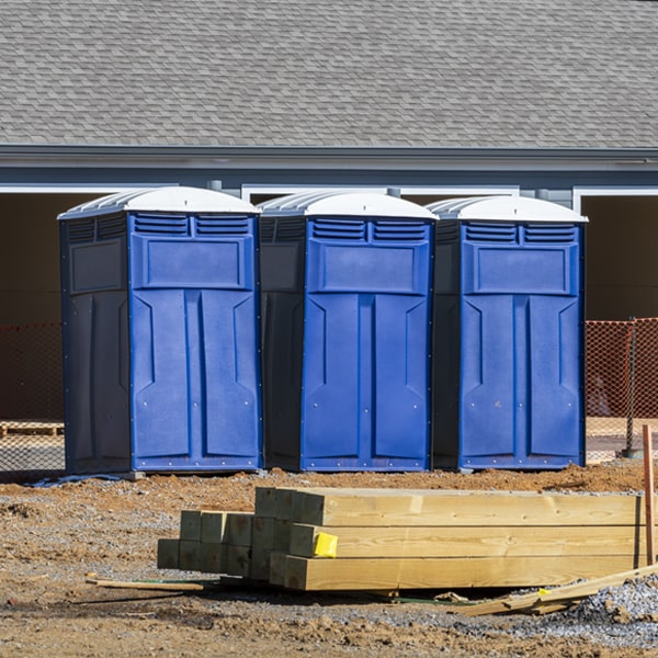 how can i report damages or issues with the porta potties during my rental period in Disautel Washington